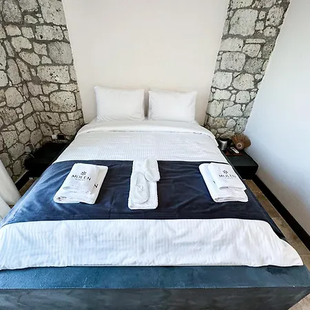 Molen Alacati 호텔 *